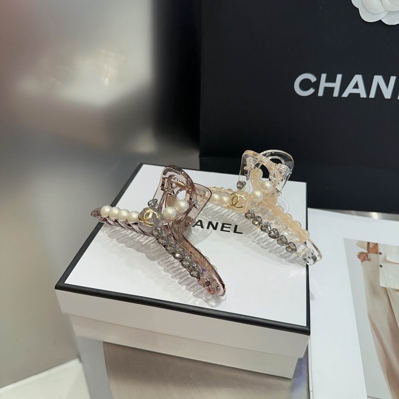 Chanel Hair grab clip hh48